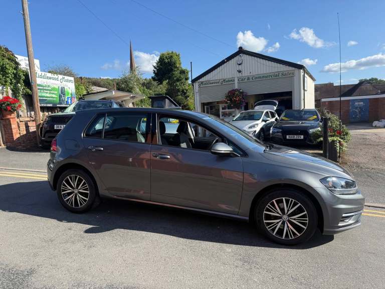 2017 Volkswagen Golf 1.6 TDI BlueMotion Tech SE Nav Hatchback 5dr Diesel Manual Euro 6 (s/s) (11 ...