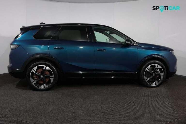 2024 Vauxhall Grandland 157kW Ultimate 73kWh 5dr Auto [Panoramic Roof] HATCHBACK ELECTRIC Automatic