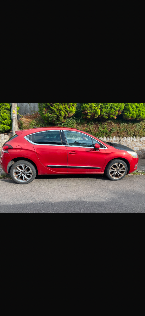 Citroen, DS4, Hatchback, 2013, Manual, 1560 (cc), 5 doors
