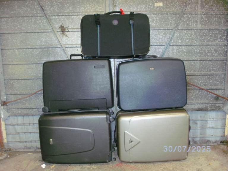 5 Suitcases 2 Antler 1 Samsonite etc.