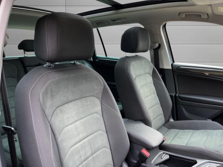  Volkswagen Tiguan 2.0 TDi 150 4Motion SEL 5dr DSG Diesel