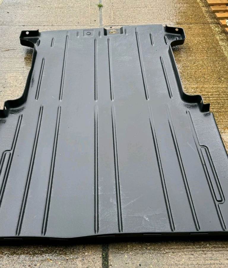 Transit custom mk8 floor liner swb