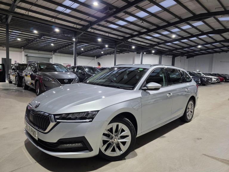 2022 Skoda Octavia 1.4 TSI iV 13kWh SE Technology DSG Euro 6 (s/s) 5dr ESTATE Petrol/Electric Hyb...