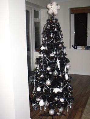 Christmas tree - black white silver decorations