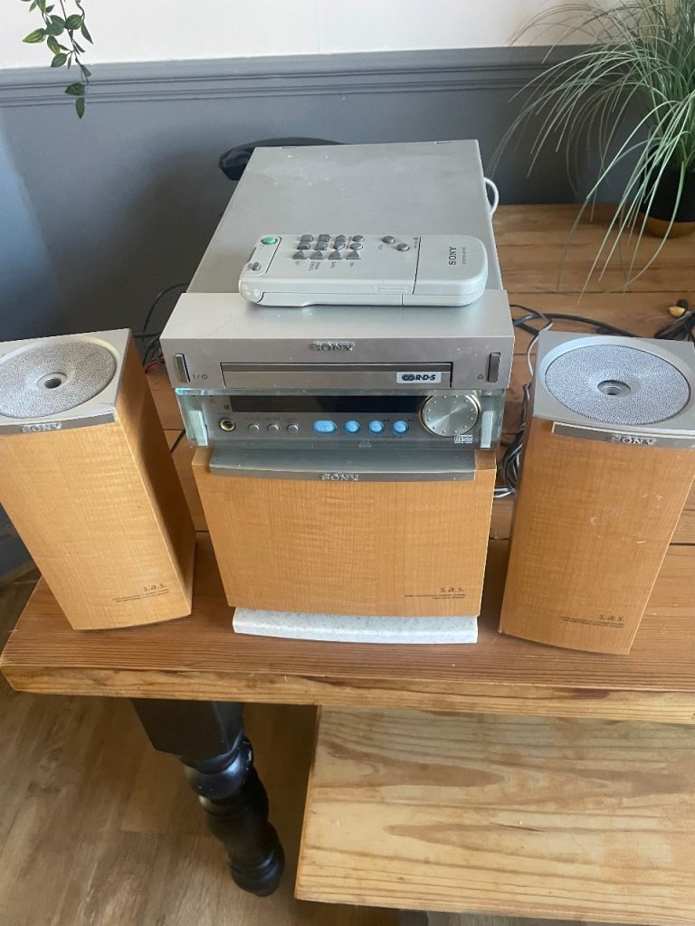 HI FI Sony dab tuner and cd player 