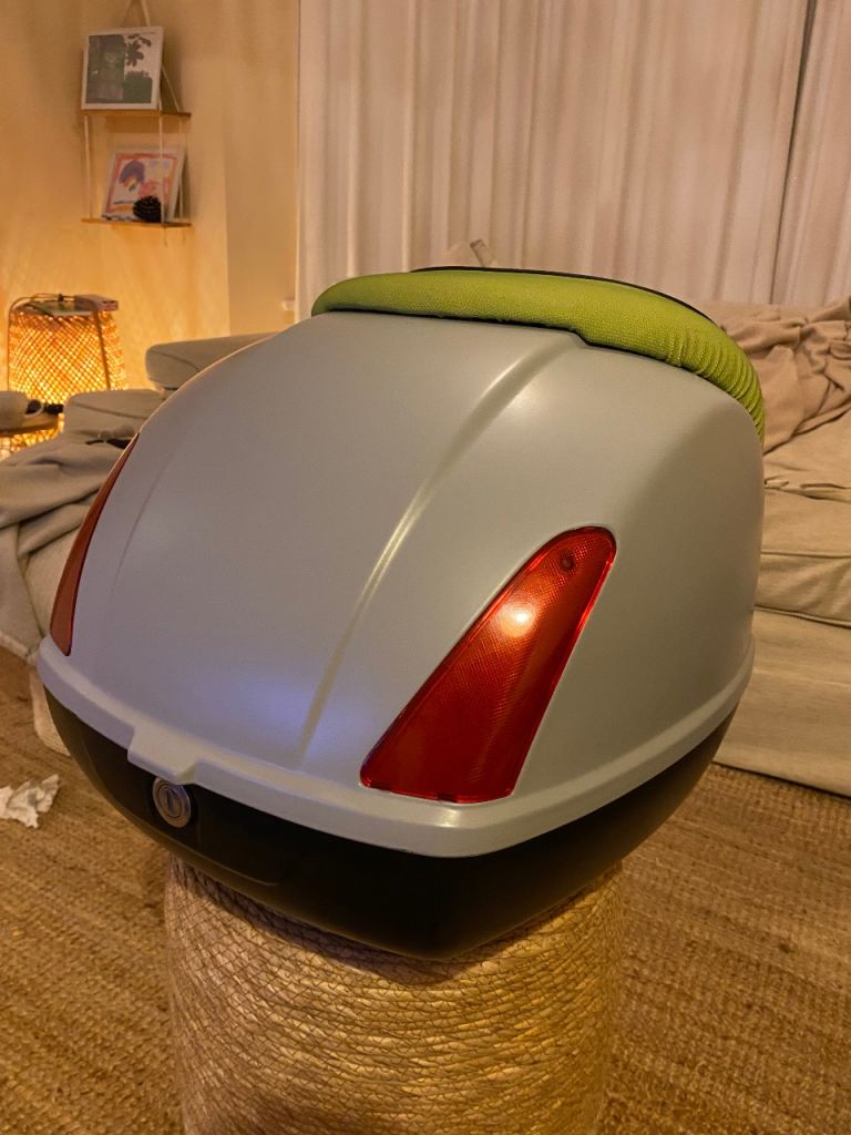 Genuine Vespa TopBox