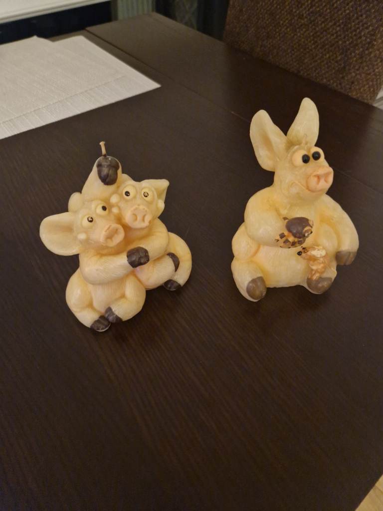 Piggin pig candles 