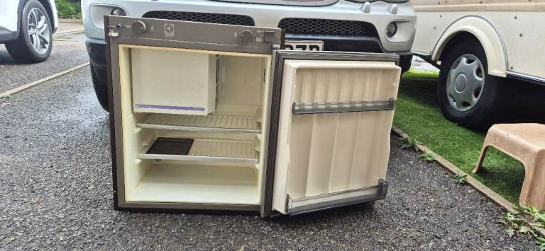 ELECTROLUX RM212F 3way fridge freezer for camper caravan motorhome boat.