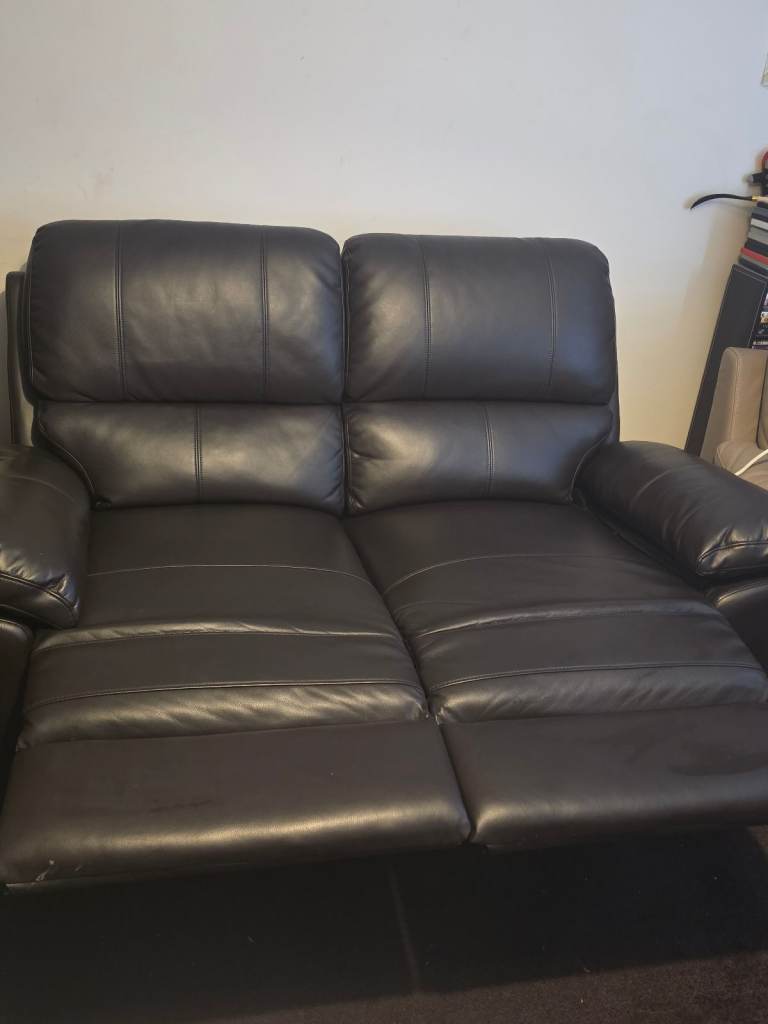 Good Condition Brown Leather Reclining Sofa