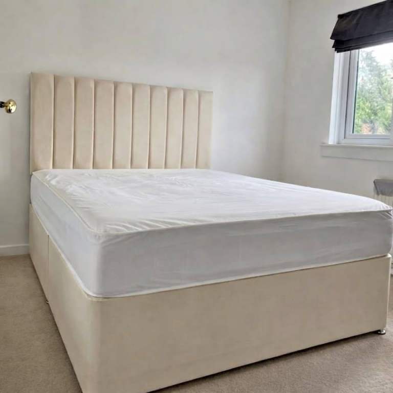 KING SIZE STORAGE DIVAN BED WITH MATTRESS - FREE HOME DELIVERY (INBOX FOR PRICE)