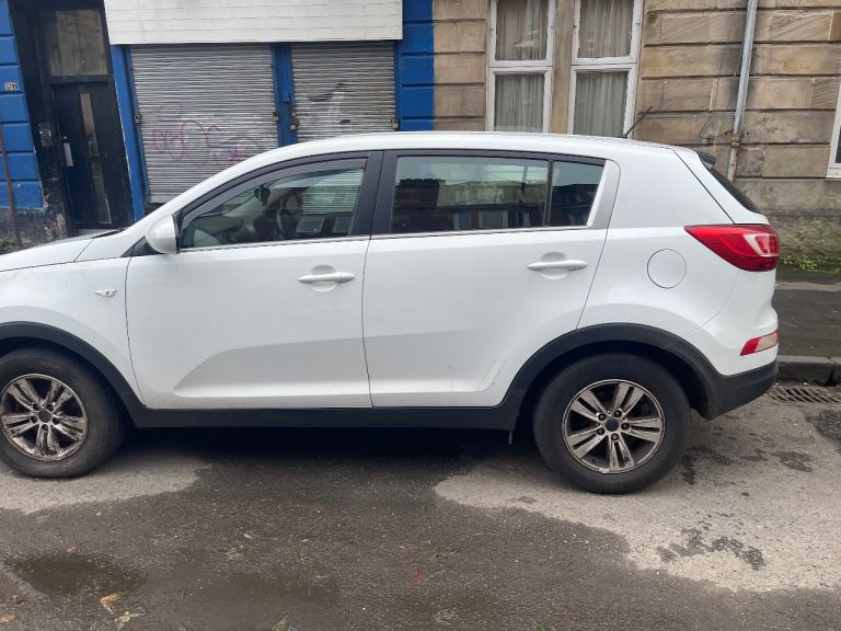 Kia, SPORTAGE, Estate, 2012, Manual, 1685 (cc), 5 doors