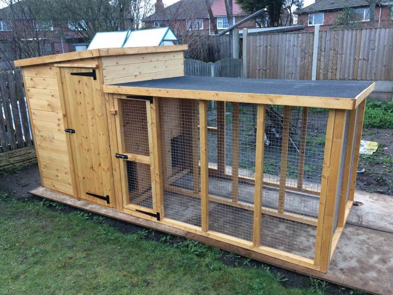 Double Dog kennel with Run