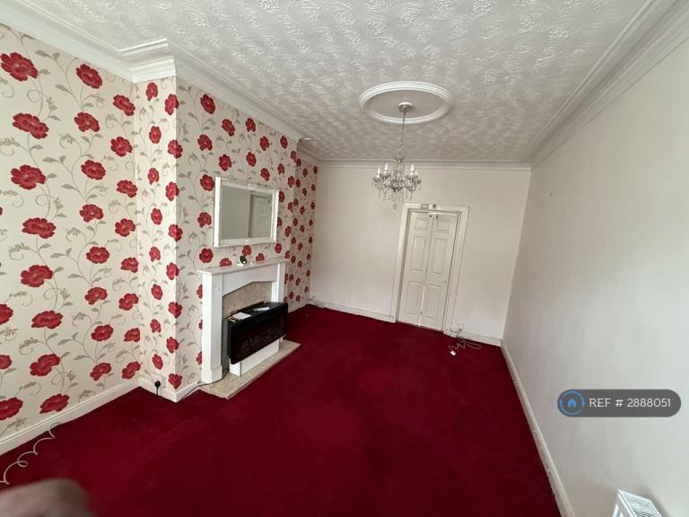 3 bedroom house in Broughton Terrace, Leeds, LS9 (3 bed) (#2888051)