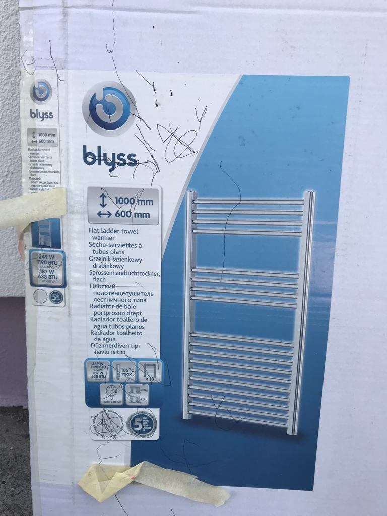 New towel radiator 1000 mm x 600 mm 
