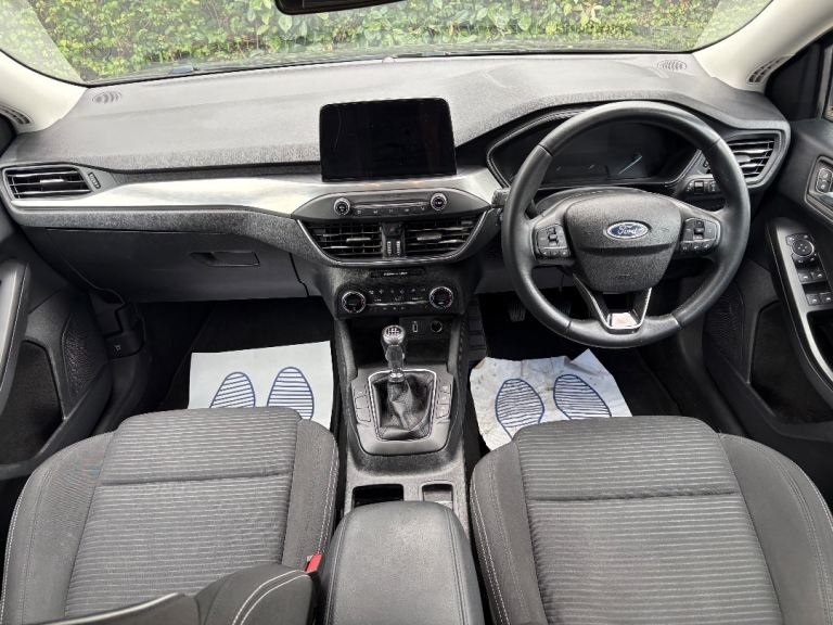 Ford Focus eco boost titanium modal 2020 plate petrol 