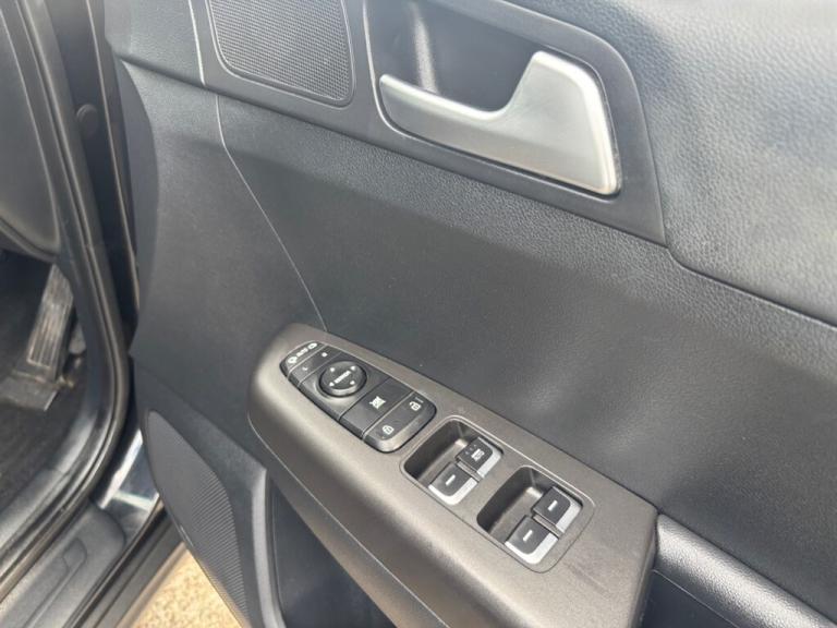 2017 Kia Sportage 1.6 GDi 2 SUV 5dr Petrol Manual Euro 6 (s/s) (130 bhp) SUV Petrol Manual