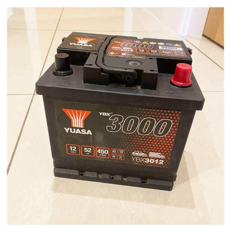 🔋 YUASA Car Battery 3000 Series YBX3012 12V 52Ah 50A Renault Clio Mk4 Stop Start Dynamique Black