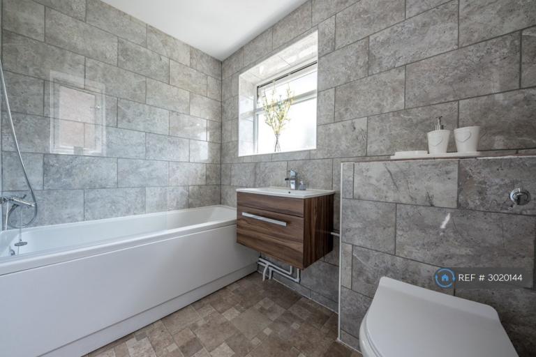 2 bedroom house in Waterslade Green, Luton, LU3 (2 bed) (#3020144)