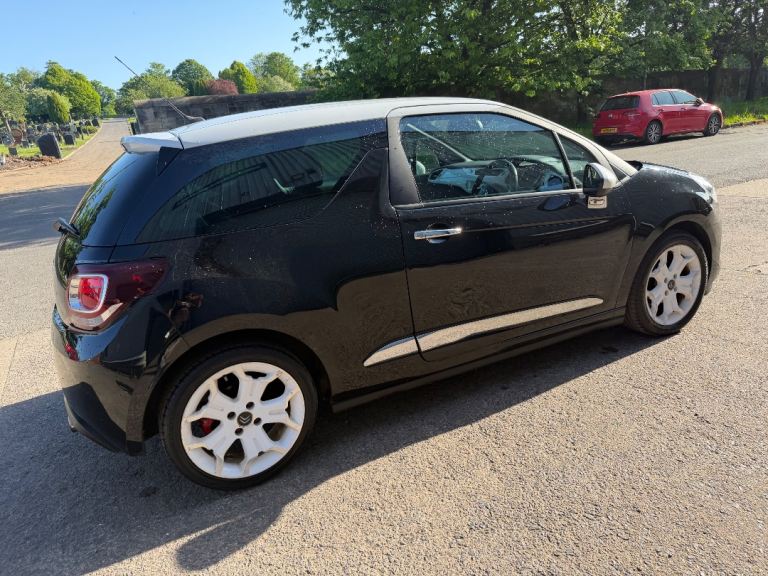 Citroen DS3 Puretech, Hatchback, 2015, Manual, 1199 (cc), 3 doors
