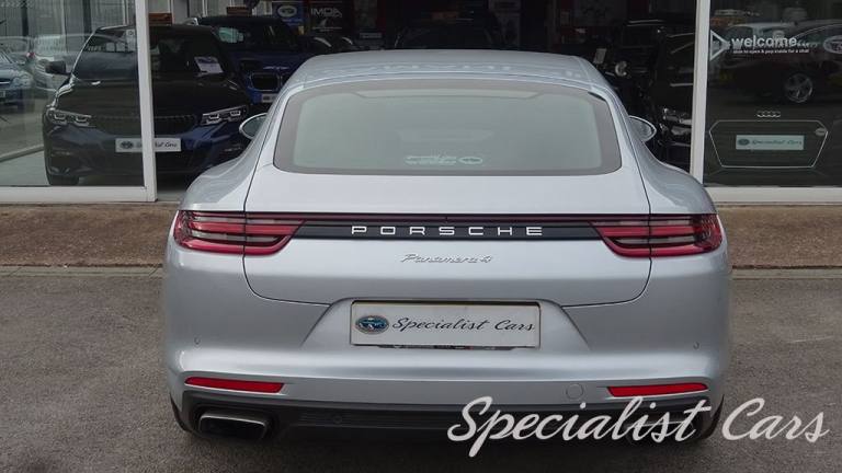 2017 Porsche Panamera 3.0 V6 4 Saloon 5dr Petrol PDK 4WD Euro 6 (s/s) (330 ps) Hatchback Petrol A...