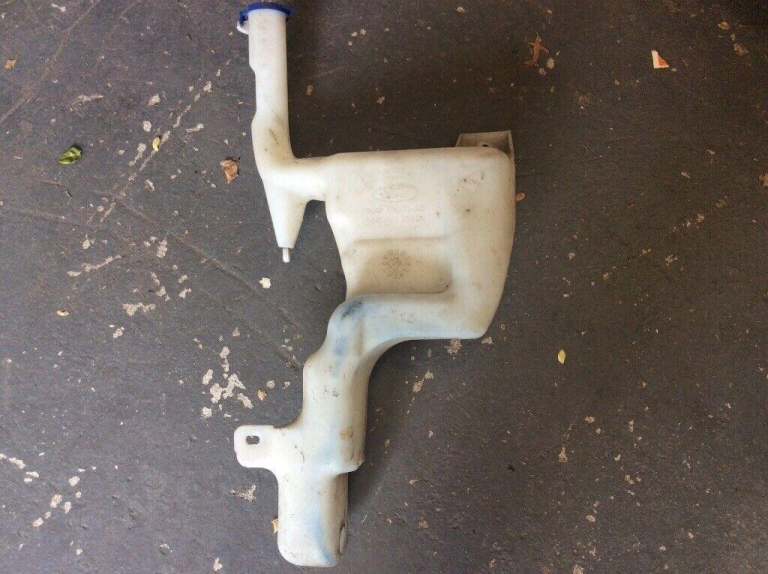 Ford Fiesta washer bottle 2008-2014