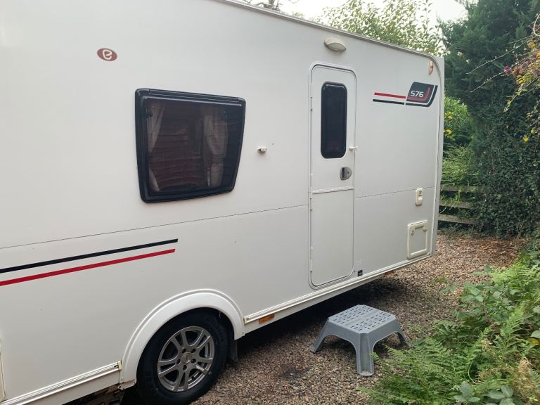 2013 Elddis Avante 576 , 6 berth with Motor Mover and New Awning 