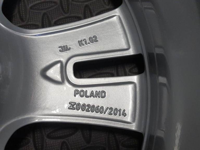 MERCEDES A B CLASS CLA 1X 17'' GENUINE SILVER REFURBISHED ALLOY WHEEL S620S