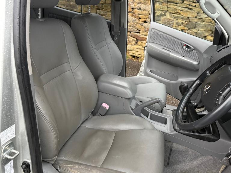 2009 Toyota Hilux HL3 Double Cab Pick Up 3.0 D-4D 4WD PICK UP Diesel Manual