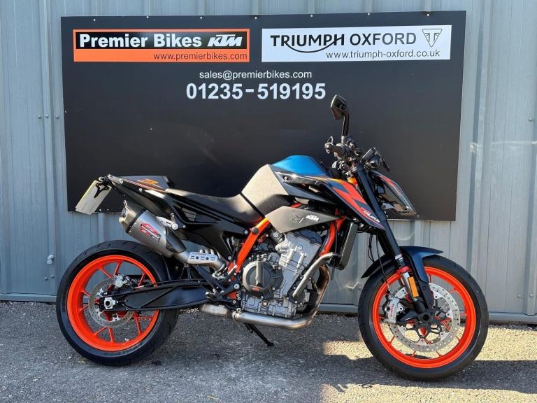 Stunning One Owner 2023/73 KTM 890 Duke R FSH Motorcycle 