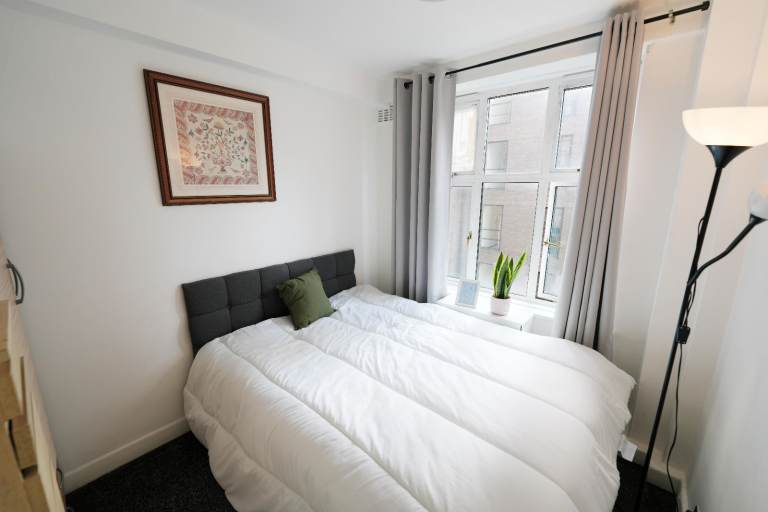 🏡 DOUBLE ROOM AVAILABLE IN BRIXTON — BILLS INCLUDED 💫