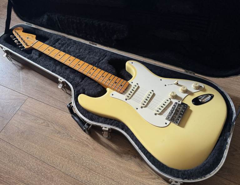 1989 Fender American Vintage '57 Stratocaster AVRI Vintage White - Trades