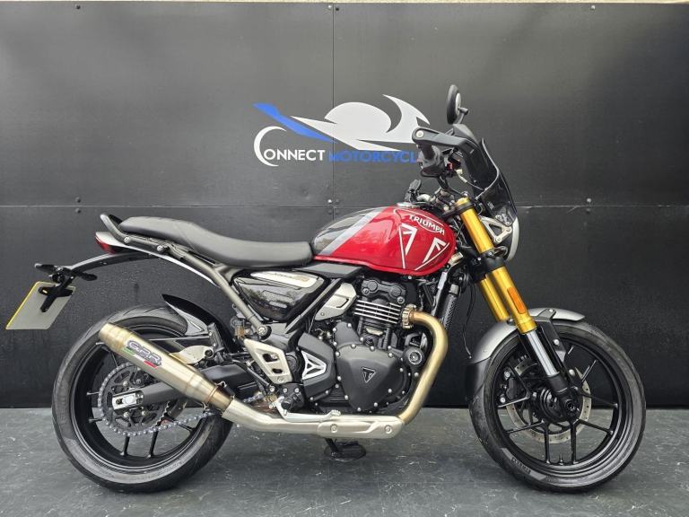 TRIUMPH SPEED 400 LOW MILEAGE 1 OWNER HPI CLEAR