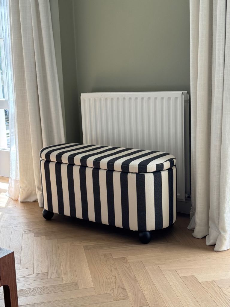 Storage bench