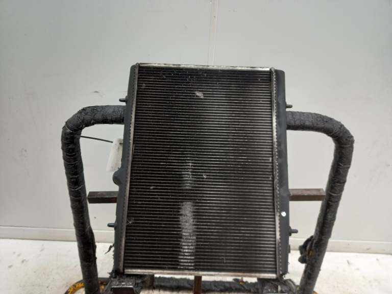 Peugeot 207 Radiator 2006-2013 1.6l Dv6d (9hp) 9650903880
