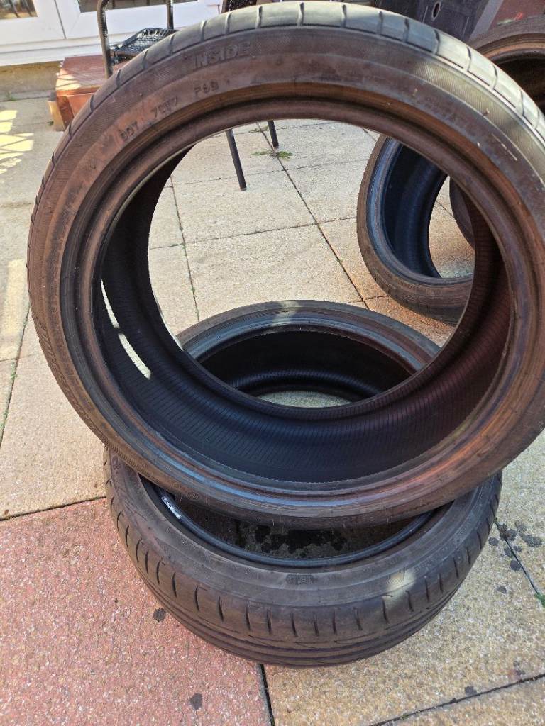 225/40/18 bridgestone tyres