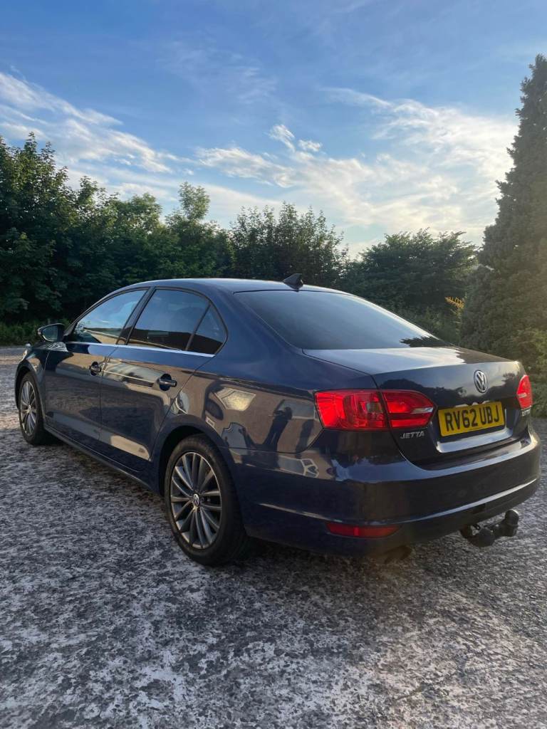 Volkswagen, JETTA, Saloon, 2012, Manual, 1968 (cc), 4 doors