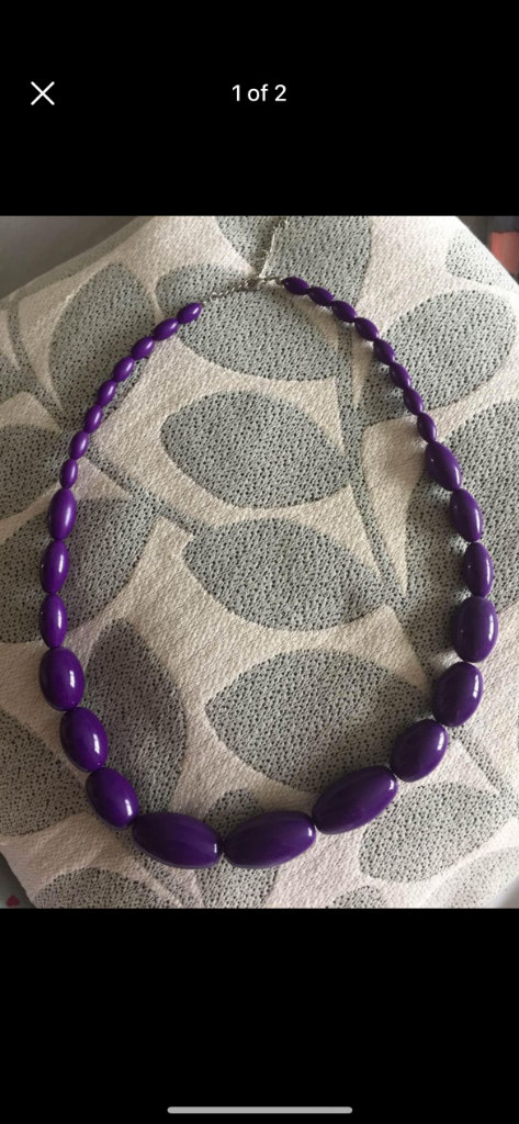 (539) Necklace, purple beads
