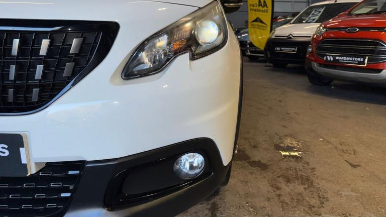 PEUGEOT 2008 1.2 PureTech GT Line White 5dr PANROOF+SATNAV+CRUISE+DAB 2017