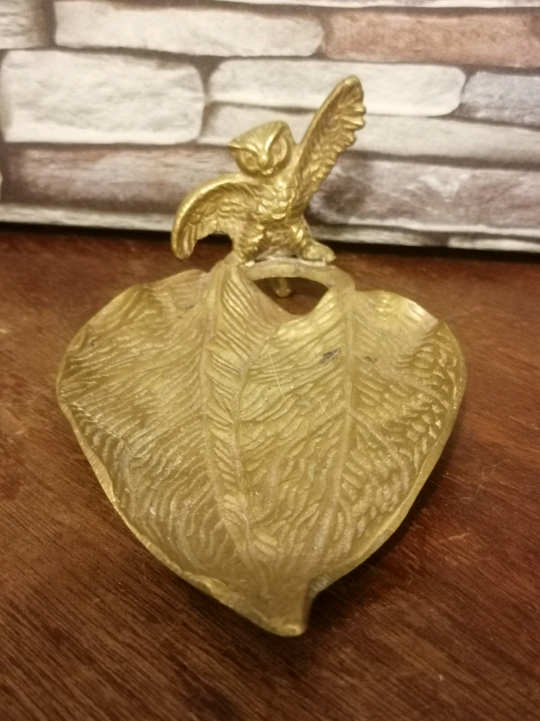  Vintage brass ashtray ,measurements on my adf5 - inch. 