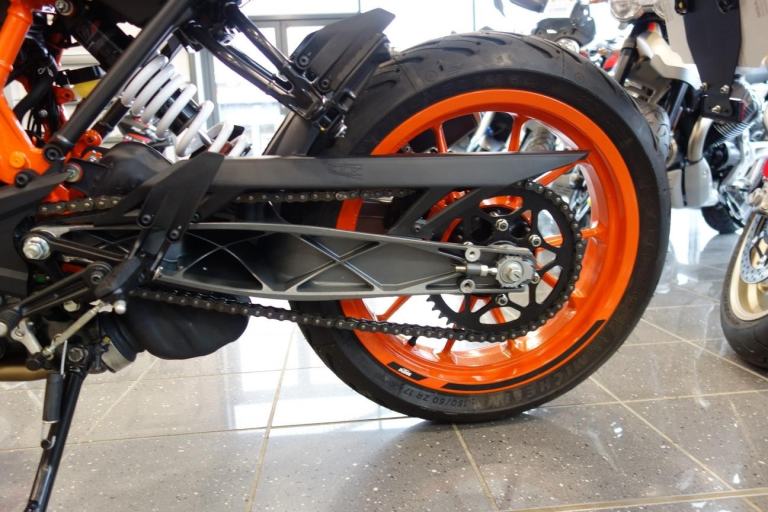 KTM 125 Duke (22 MY)
