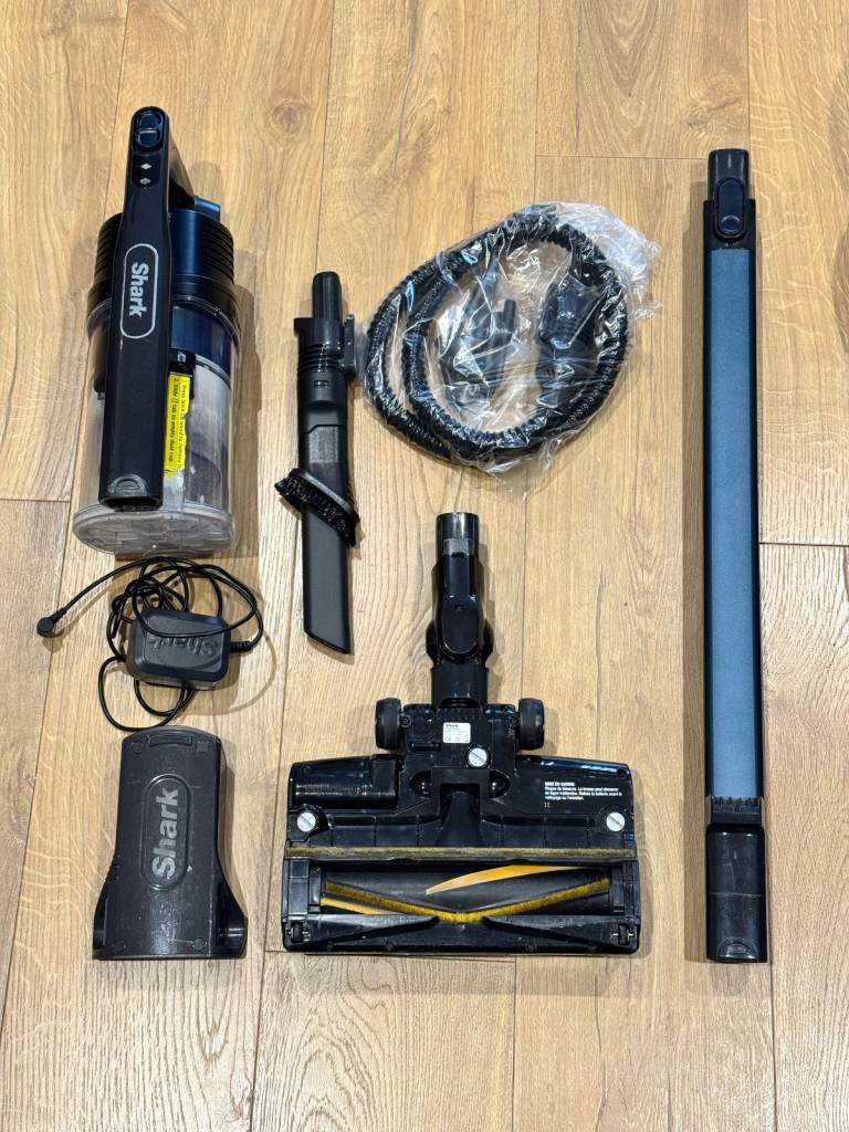 Shark Cordless Stick Vacuum Cleaner [IZ103UKGB]Anti Hair Wrap, Single Battery, Dark Blue