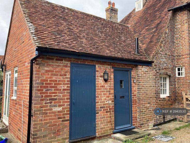 1 bedroom flat in Pear Tree Cottage, Glynde, Lewes, BN8 (1 bed) (#2943530)