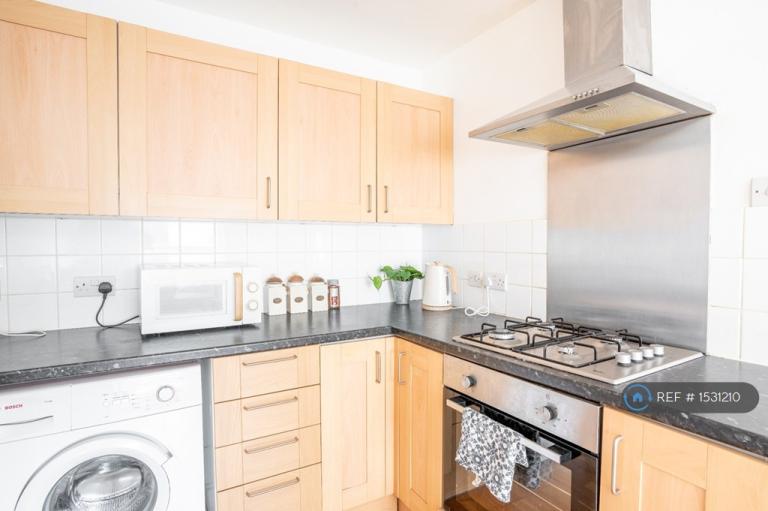 1 bedroom flat in Sydney Street, Brighton, BN1 (1 bed) (#1531210)