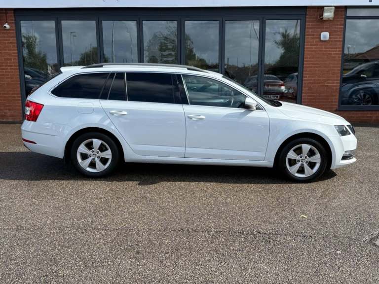 Skoda Octavia 1.6 TDI SE Technology Euro 6 (s/s) 5dr Diesel Manual