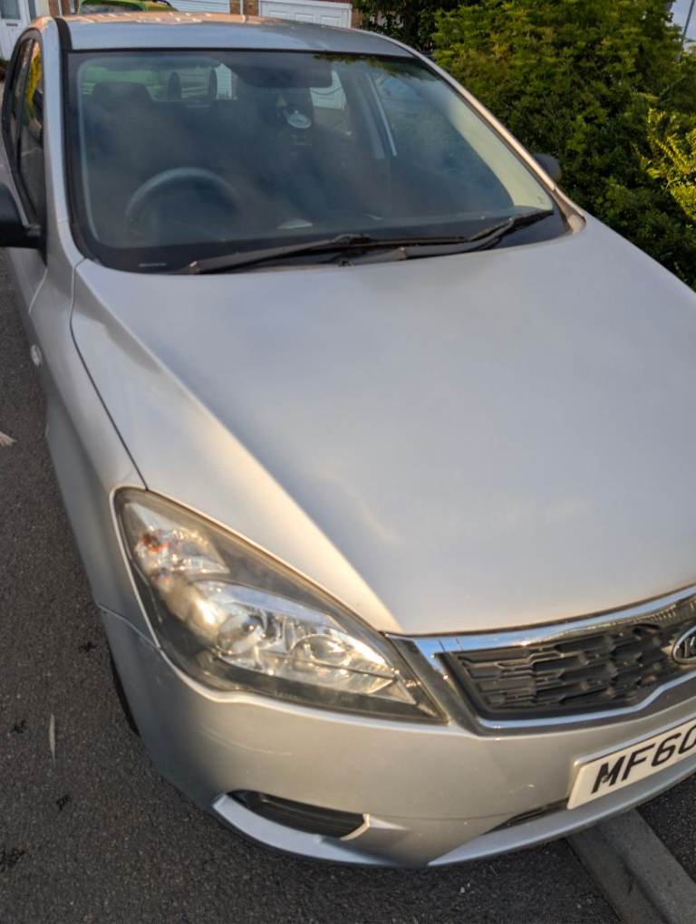 Automatic Kia, CEED, Hatchback, 2010, Other, 1591 (cc), 5 doors