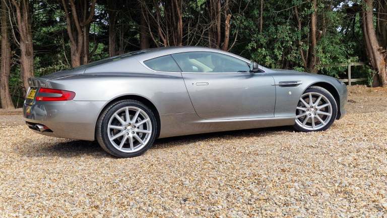 ASTON MARTIN DB9 6.0 V12 2008