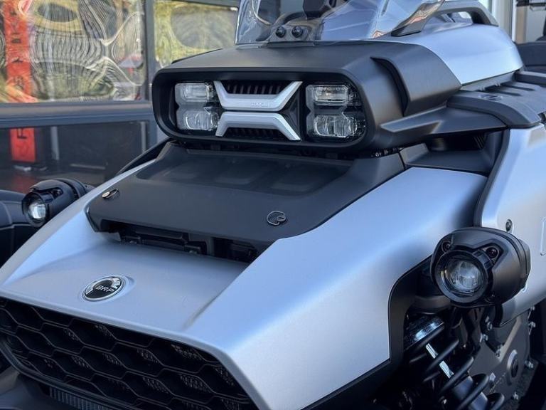 Can-Am Canyon 1330 XT 3-Wheel 