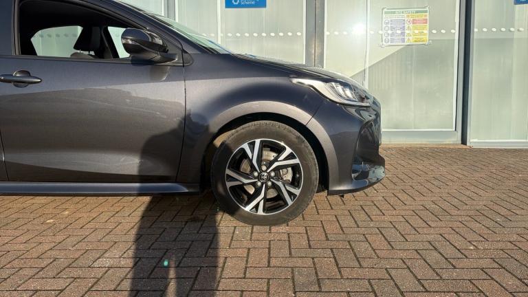 2024 Toyota Yaris 1.5 Hybrid Design 5dr CVT Hybrid Hatchback Hatchback Hybrid Automatic