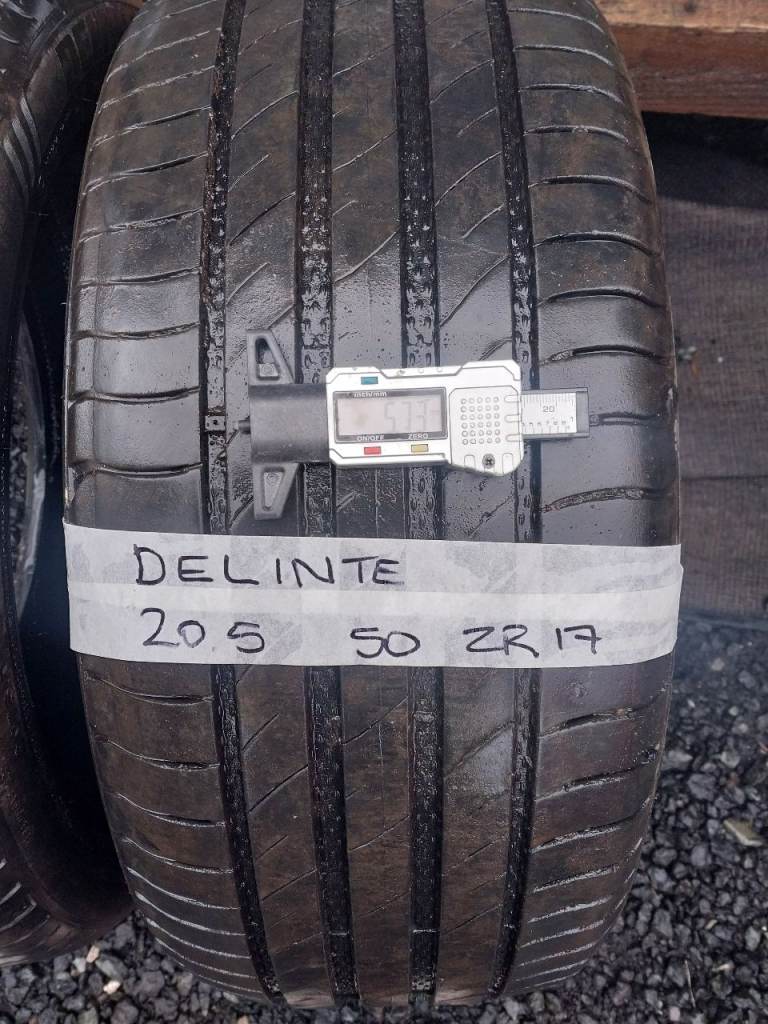 Part worn tyre Delinte 205 50 ZR17