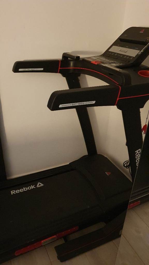  Reebok Jet 100 Treadmill